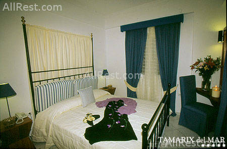 Tamarix Del Mar Suites 24